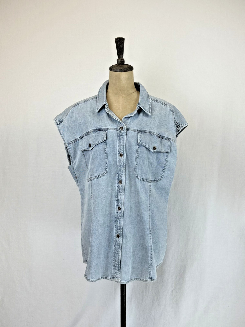 NWT Dear John Short Sleeve Light Wash Blue Denim Button Front Top Vest #0390 XL